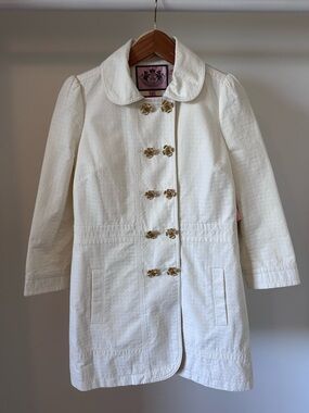 Juicy Couture White Textured Trench Coat with Gold Dogwood flower Buttons NWT